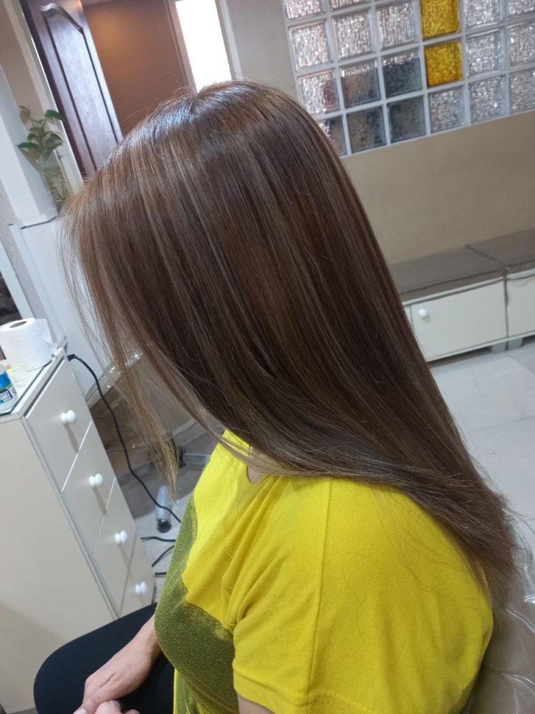 صفحه اصلی 12 رنگ مو